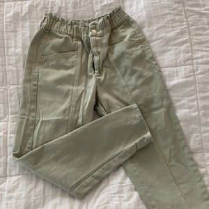 Scrunched waist mint green slim fit pants